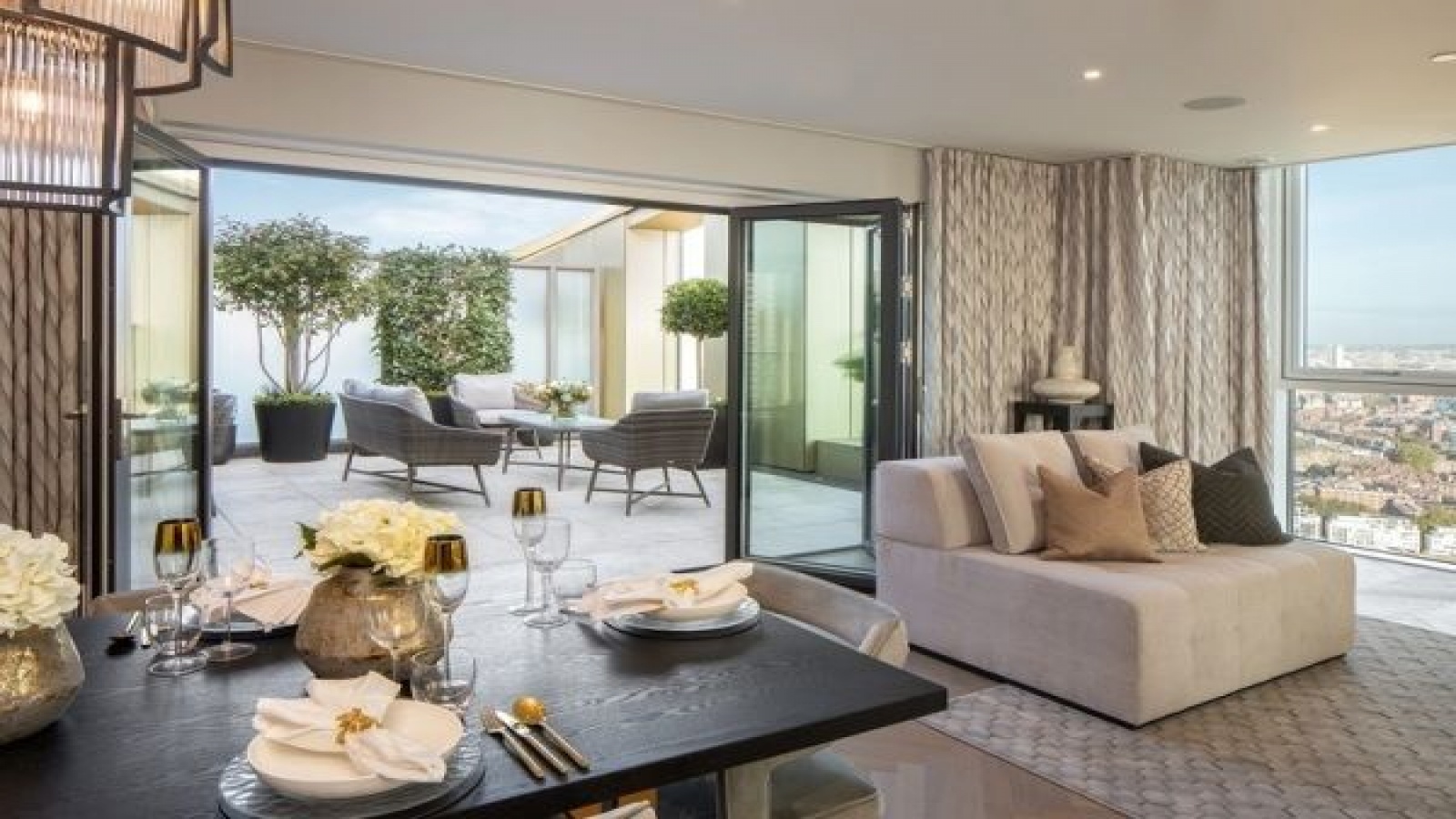 Vauxhal London Zone1 SW8, 3 Bedrooms Bedrooms, ,Apartment,For Sale,Vauxhal London Zone1 SW8,1034